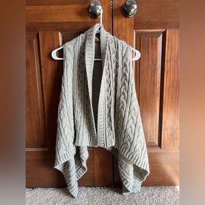 LOFT Sweater Vest size Medium